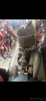 Motor Jawa, panelka, 353, kyvacka - 3