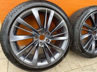 ACAMAR orig.skoda Superb3V 5x112 8j x19 ET 44 VW - 3