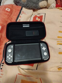 Nintendo Switch Lite - 3