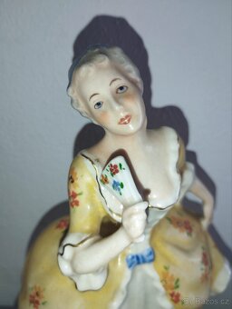 Porcelánová soška Royal dux - 3