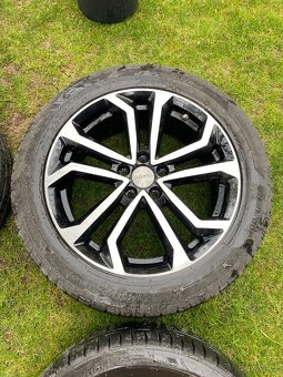 DEZENT TA dark - 7,5x18" 5x108 + pneu 235/50 R18 - 3