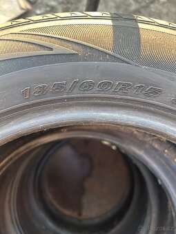 Prodám 4x letní pneu Nexen 185/60R15 - 3