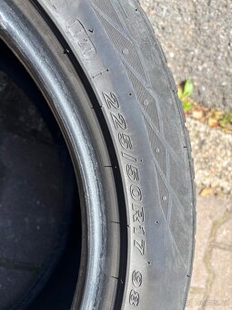 225/50/17 - 3