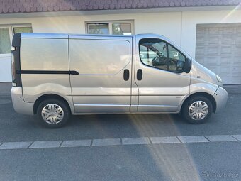 Opel Vivaro 1.9, L1H1, rok 2006 - 3