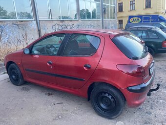 Peugeot 206 1.4HDI 50 KW. Rok 2003. Tažné - 3