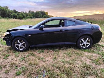 Hyundai coupe 2.0 105kw 2009 - 3