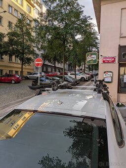 3× střešní nosič na kolo – 2× AUDI, 1× THULE 598 - 3