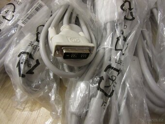 propojovací PC kabely - 3