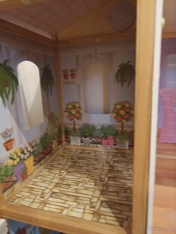 Prodávám domeček pro panenky - 3