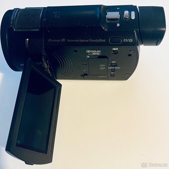 Sony FDR-AX33 - 3