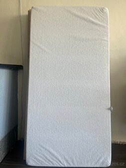 Postýlka s matrací - 3