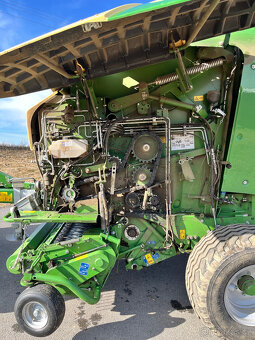 Lis na kulaté balíky Krone - 3