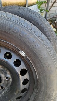 Pneu 195/65 r15 - 3