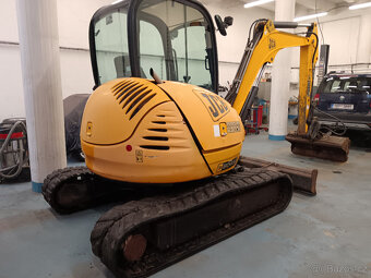 JCB 8045 pásový minibagr - 3