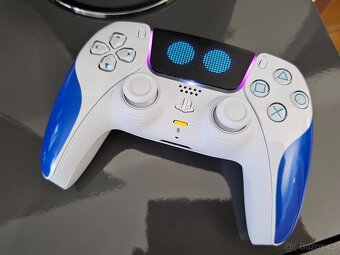 OVLADAČ PS5 LIMITOVANÁ EDICE / ASTRO BOT - 3