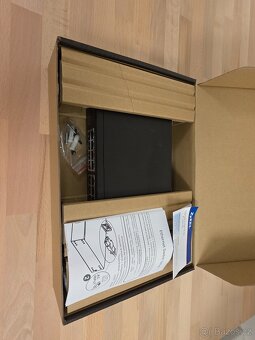 Switch Zyxel GS1100-16 – 16portový Gigabit - 3