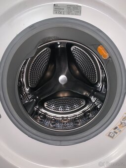 Pračka se sušičkou LG F84J7TH1W - 3