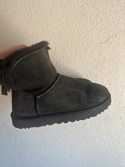 Ugg Bailey Bow boty/válenky vel.37 - 3