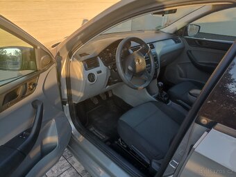 Prodám Škoda Rapid spaceback - 3