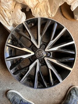 Originální Alu kola Toyota 18" PW457-10000 7Jx18 ET50 5x114 - 3