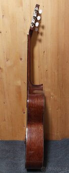 Klasická kytara s pouzdrem a ladičkou - 3