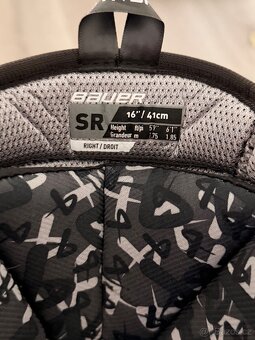 Holení chrániče Bauer - 3