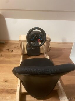 Herní kokpit logitech  domácí výroba - 3
