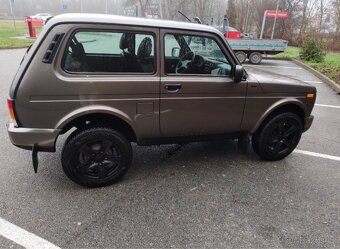 Lada niva urban black - 3