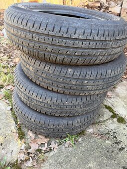 Pneu 155/80R13 - 3