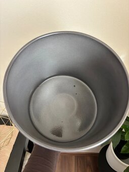 Antracitový/šedý velký květináč nový - 3