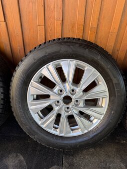 Alu kola Volkswagen Transporter T7 5x120 R17 Dundrod Silver - 3