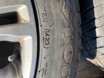 Original Range Rover Evoque 235/55 R19 letní - 3
