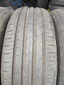Prodám letní pneu 205/60/16 Goodyear Eficient grip 92H - 3