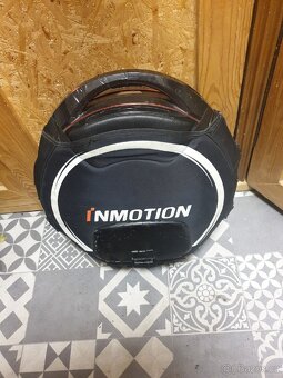 Jednokolka INMOTION V8F SPĚCHÁ LEVNĚ - 3