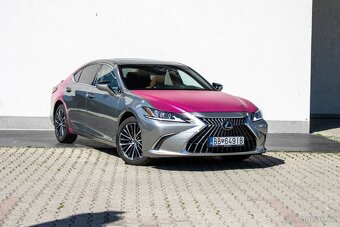 Lexus ES300h - 3
