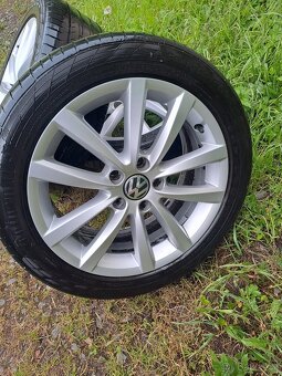 Alu kola 5x112 originál VW 235/45 R17 - 3