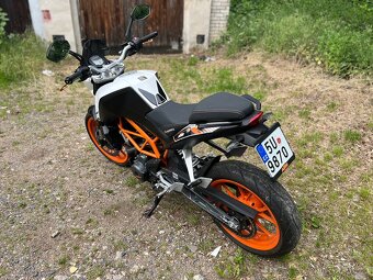 KTM duke 390 - pekny stav Nova Stk - 3