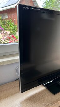 Televize Sharp Aquos - 3