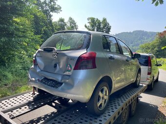 Toyota Yaris 2008-1.0-51kw-náhradní díly - 3