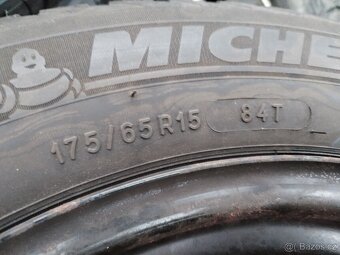 175/65/15 zimni pneu MICHELIN a VREDESTEIN 175/65 R15 - 3