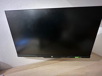 Xbox Series S + Herní Monitor HP 24” + účet s hrami - 3