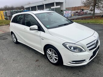 Rezervováno- Mercedes-Benz B 180 BlueEfficiency Sport - 3