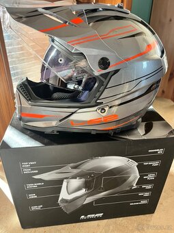 Enduro přilba LS2 - 3