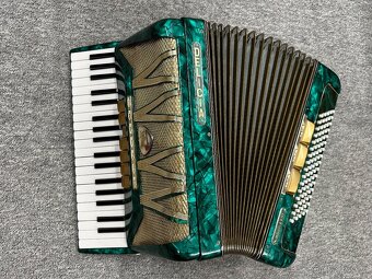 Harmonika, MELODIA VIII. - 3