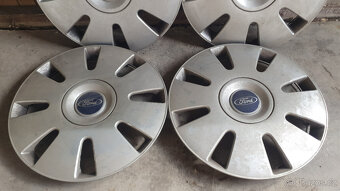 Ford poklice 15" - 3