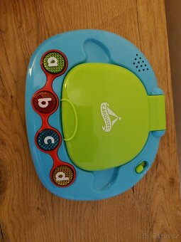 Můj první laptop Carousel 12+ - 3