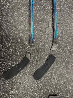 Hokejka BAUER NEXUS SYNC, 2 ks, zlomené - 3