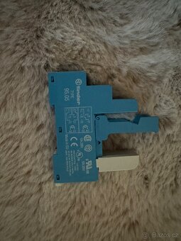 Patice pro relé: TYPE 95.05 + Modul Finder - 3