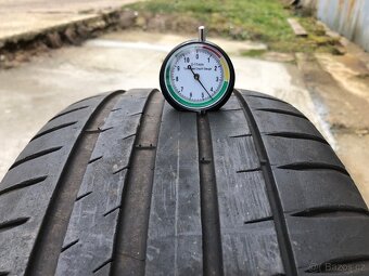 Letní pneu 225/40R18 - 3
