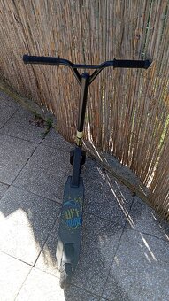 Dětská koloběžka Arcore ruckus II - 3
